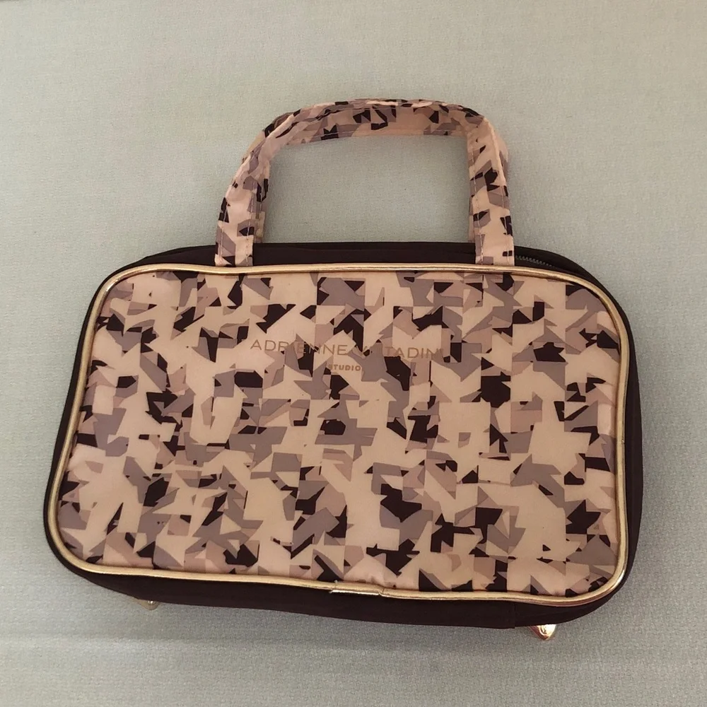 Adrienne Vittadini Cosmetic Bag